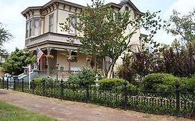 Roussell's Garden Bed And Breakfast 3*